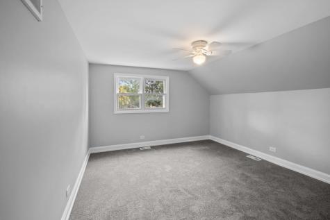 17 West 30th Place Steger IL 60475