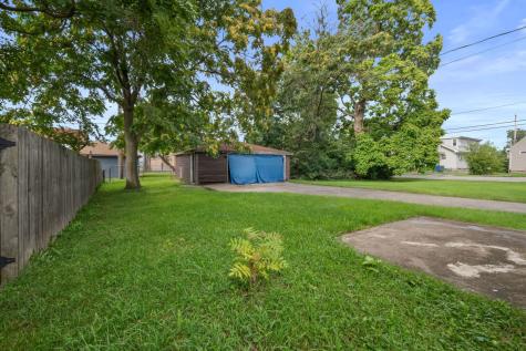 17 West 30th Place Steger IL 60475