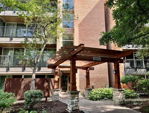 5900 Oakwood Drive Lisle IL 60532