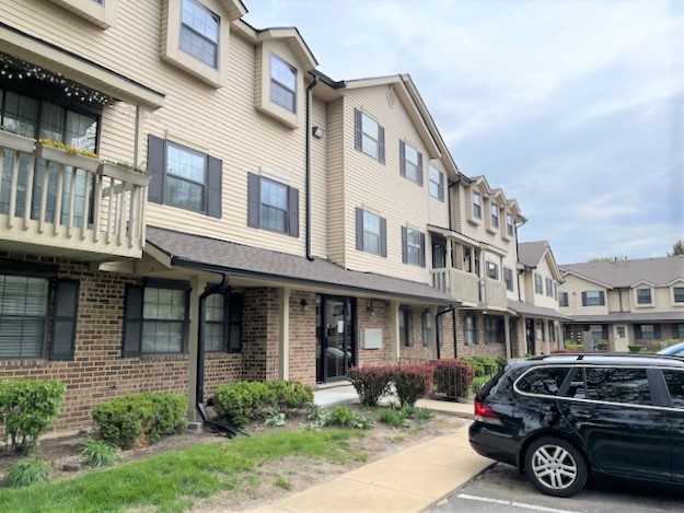 1486 West Jefferson Avenue Naperville IL 60540