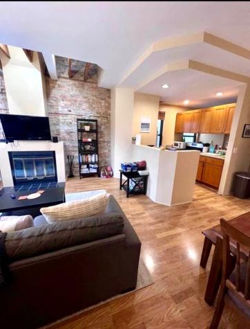 2129 West Le Moyne Street Chicago IL 60622