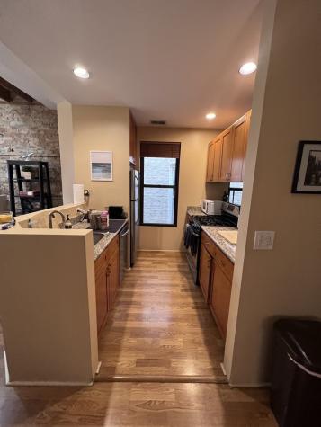 2129 West Le Moyne Street Chicago IL 60622