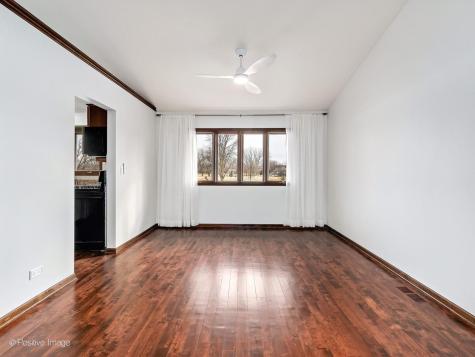 887 Braintree Lane Bartlett IL 60103