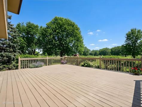 887 Braintree Lane Bartlett IL 60103