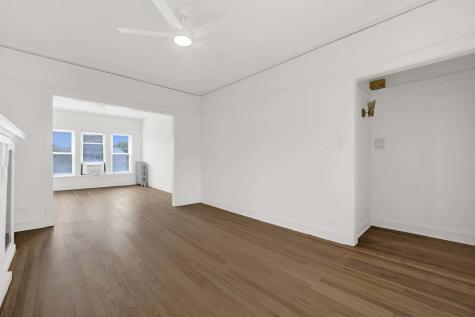 2107 West Eastwood Avenue Chicago IL 60625