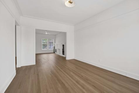 2107 West Eastwood Avenue Chicago IL 60625