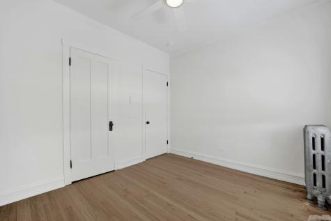 2107 West Eastwood Avenue Chicago IL 60625