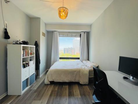 1 East 8th Street Chicago IL 60605