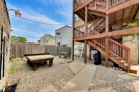 3336 West Evergreen Avenue Chicago IL 60651