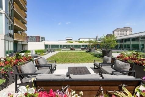 1720 Maple Avenue Evanston IL 60201