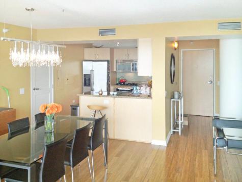 1720 Maple Avenue Evanston IL 60201