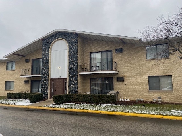 110 West 66th Street Westmont IL 60559