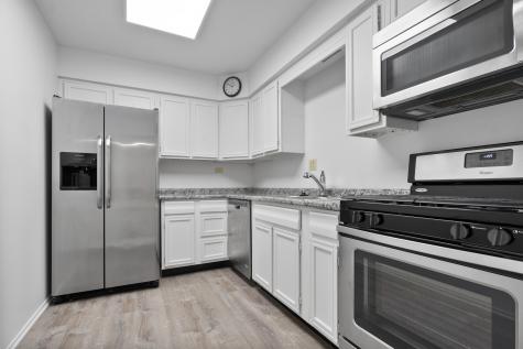 1250 Park Avenue W Highland Park IL 60035
