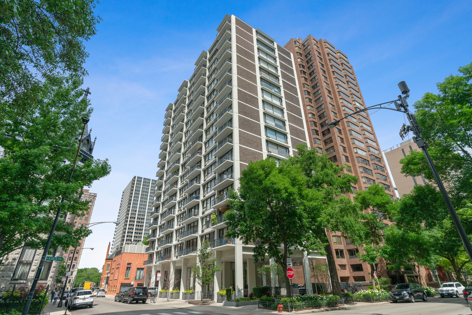 1400 North State Parkway Chicago IL 60610