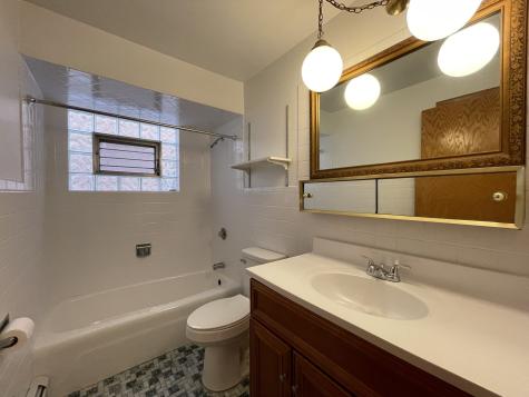 8645 West Summerdale Avenue Chicago IL 60656