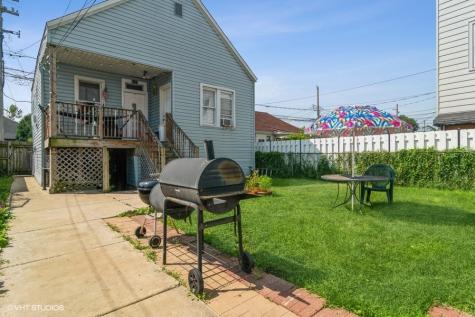 5131 West Henderson Street Chicago IL 60641