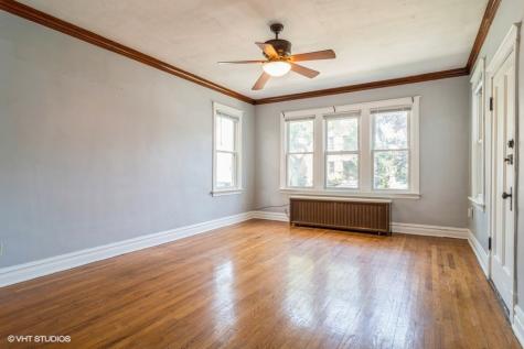5131 West Henderson Street Chicago IL 60641