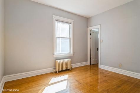5131 West Henderson Street Chicago IL 60641