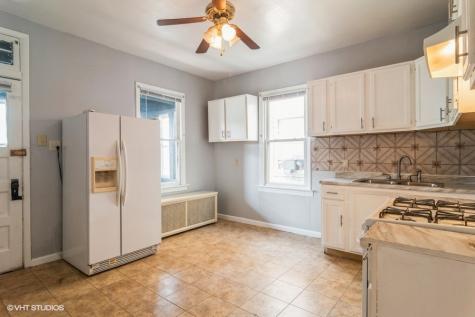 5131 West Henderson Street Chicago IL 60641