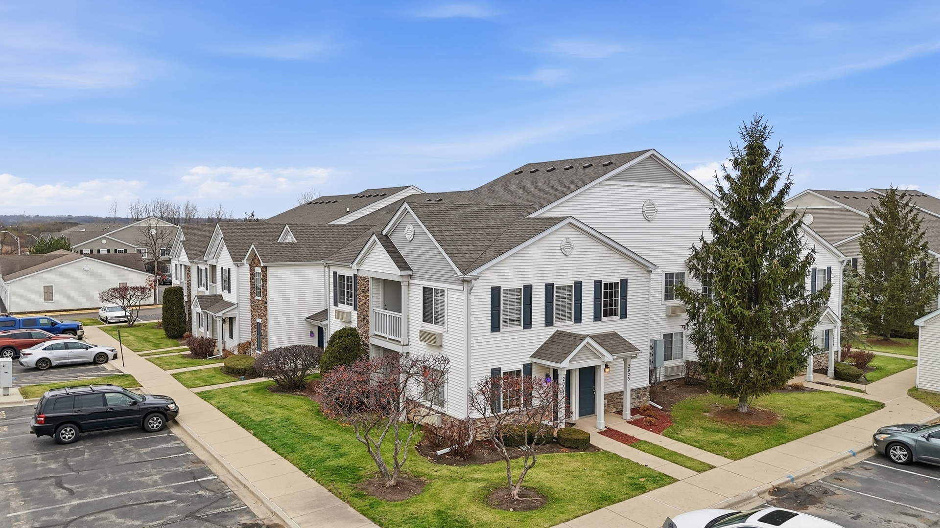 2023 Silverstone Drive Carpentersville IL 60110