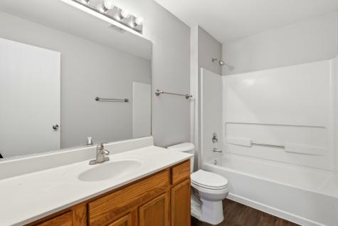 2023 Silverstone Drive Carpentersville IL 60110