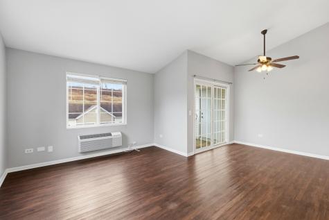 2023 Silverstone Drive Carpentersville IL 60110