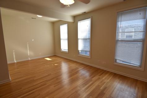 3234 North Clark Street Chicago IL 60657