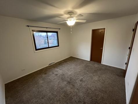 562 North Van Auken Street Elmhurst IL 60126