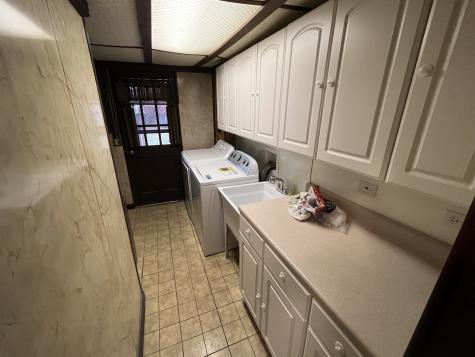 562 North Van Auken Street Elmhurst IL 60126