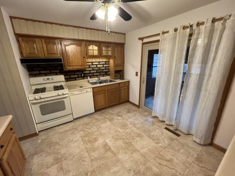 562 North Van Auken Street Elmhurst IL 60126