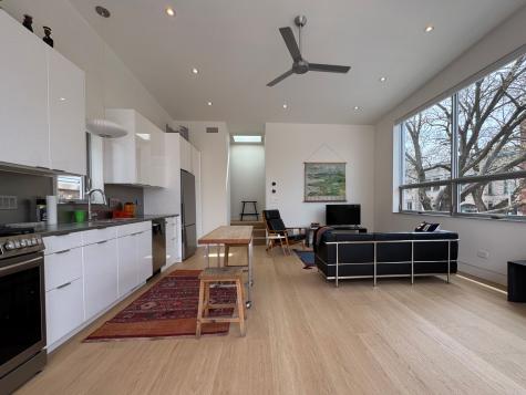 1317 North Leavitt Street Chicago IL 60622