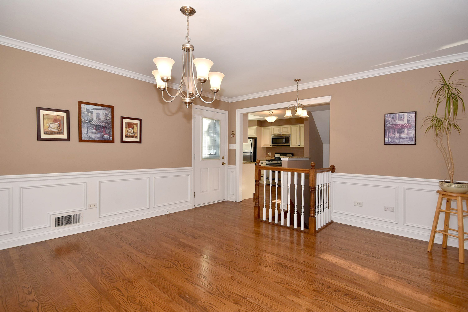 171 East Hale Street Elmhurst IL 60126