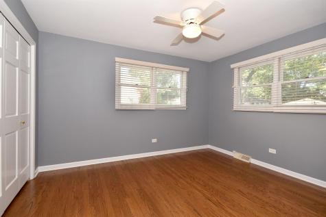 171 East Hale Street Elmhurst IL 60126