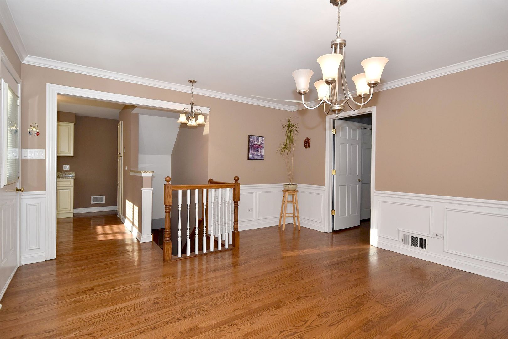 171 East Hale Street Elmhurst IL 60126