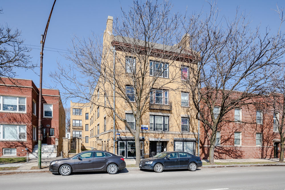3808 West Irving Park Road Chicago IL 60618