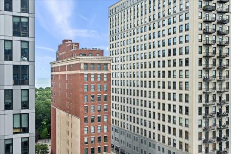40 East 9th Street Chicago IL 60605