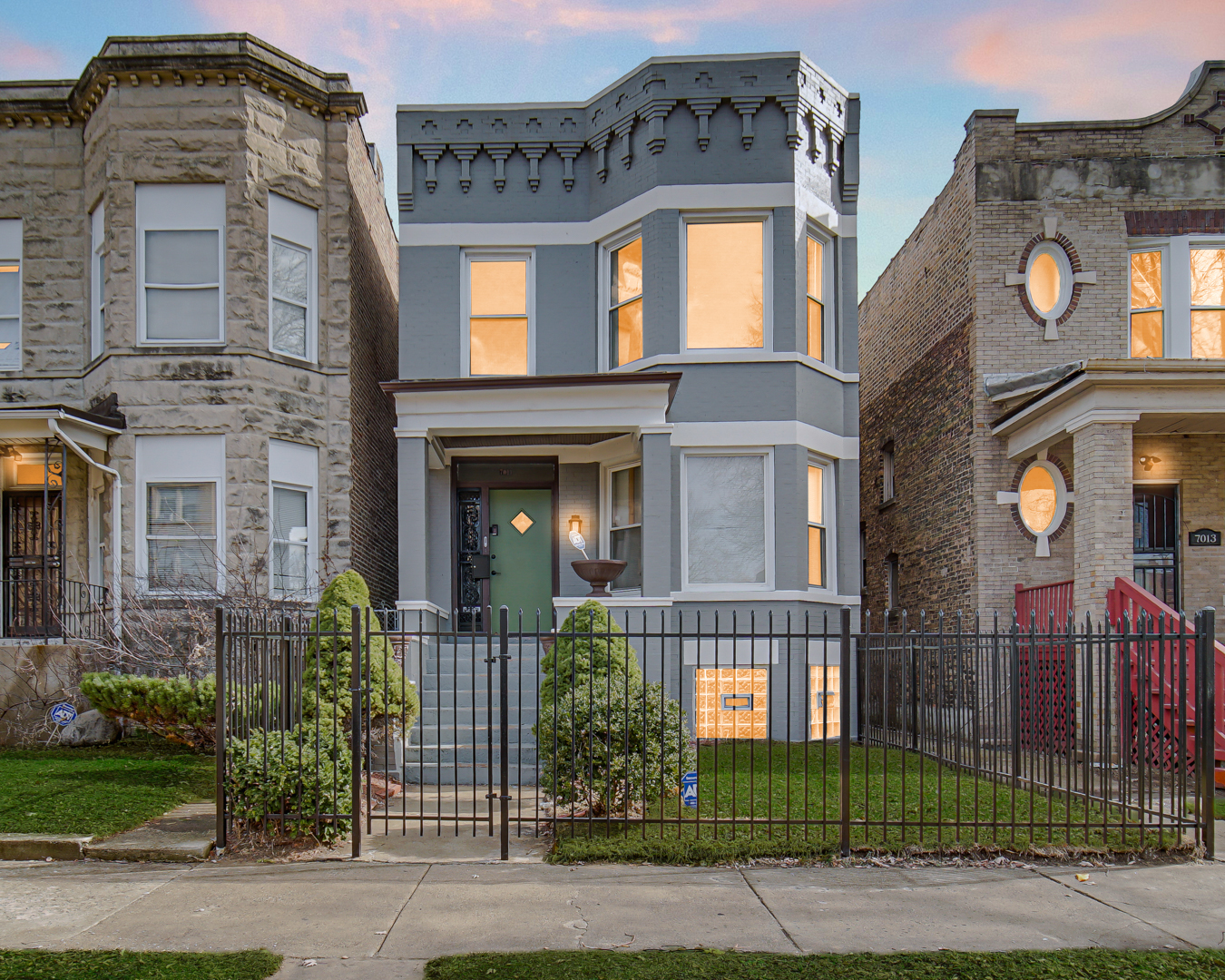 7011 South Prairie Avenue Chicago IL 60637