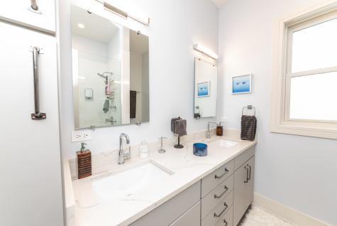 3049 North Clybourn Avenue Chicago IL 60618