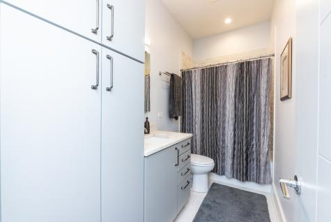 3049 North Clybourn Avenue Chicago IL 60618