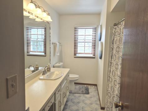 1332 East Bailey Road Naperville IL 60565