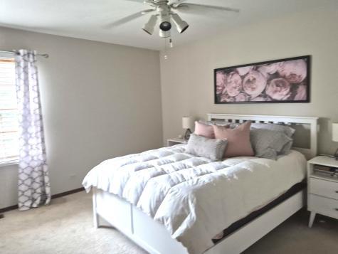 1332 East Bailey Road Naperville IL 60565