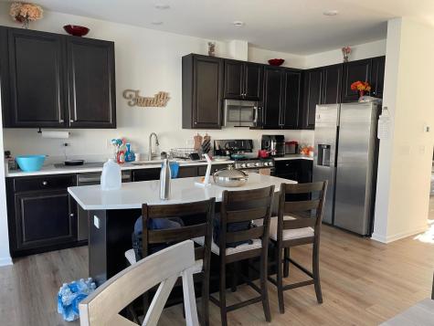 529 Wolverine Drive Aurora IL 60502