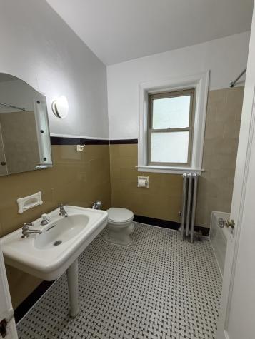 5230 North Rockwell Street Chicago IL 60625