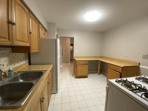 8994 Kennedy Drive Des Plaines IL 60016
