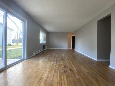 8994 Kennedy Drive Des Plaines IL 60016
