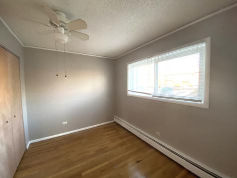 8994 Kennedy Drive Des Plaines IL 60016