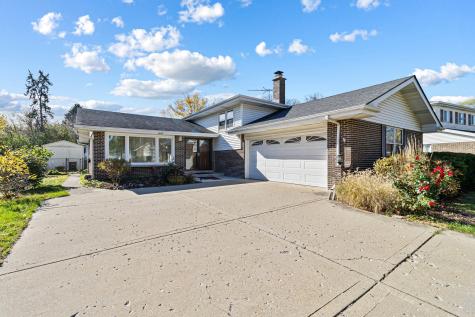 2430 South Shag Bark Trail Arlington Heights IL 60005