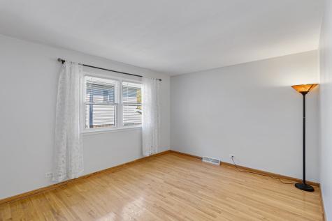 2430 South Shag Bark Trail Arlington Heights IL 60005