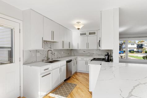 2430 South Shag Bark Trail Arlington Heights IL 60005