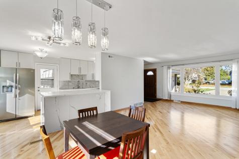 2430 South Shag Bark Trail Arlington Heights IL 60005